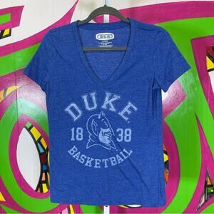 e5, Duke Basketball V-Neck T-Shirt. Size Large. In excellent condition!